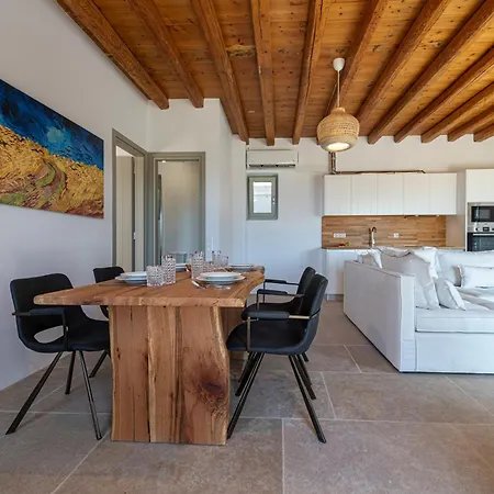 Androck Heaven Retreat Batsi